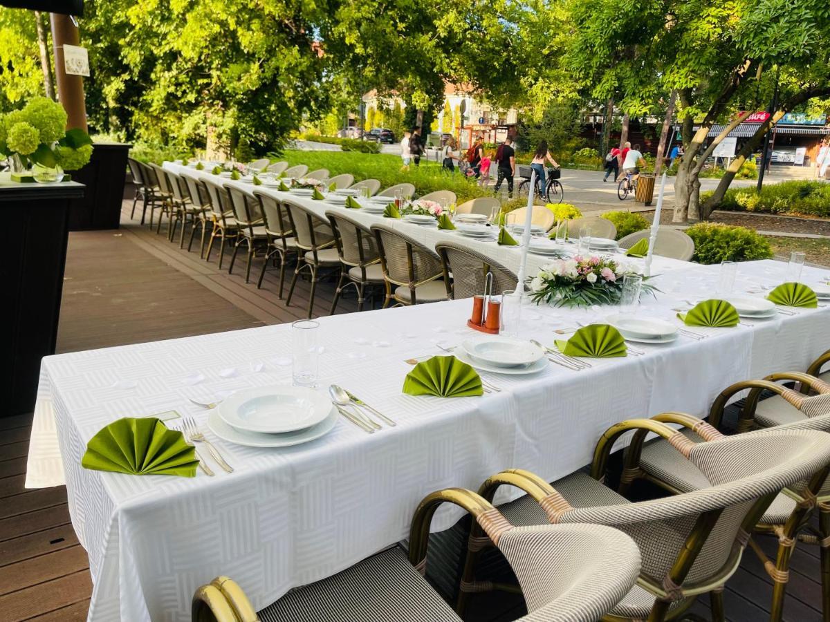 Villa Hotel ديبريتْسين المظهر الخارجي الصورة