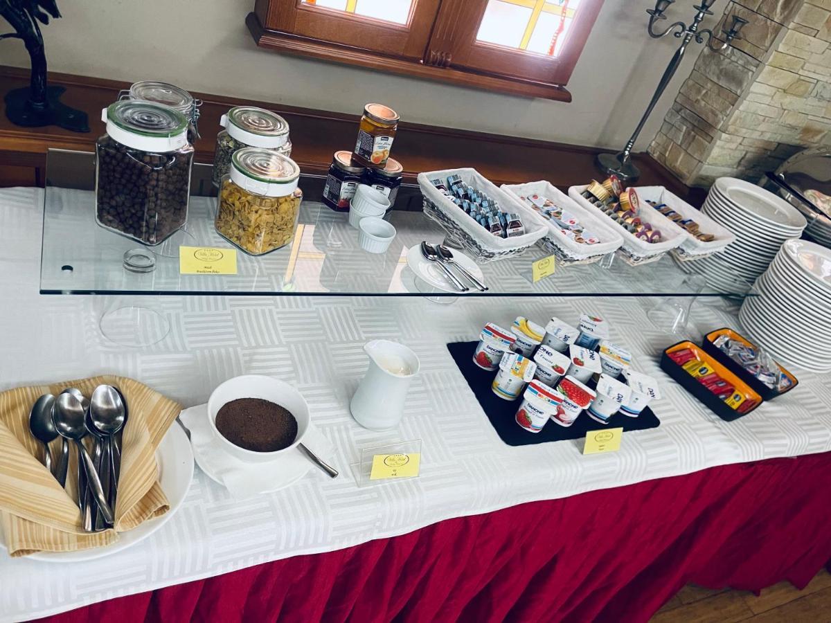 Villa Hotel ديبريتْسين المظهر الخارجي الصورة