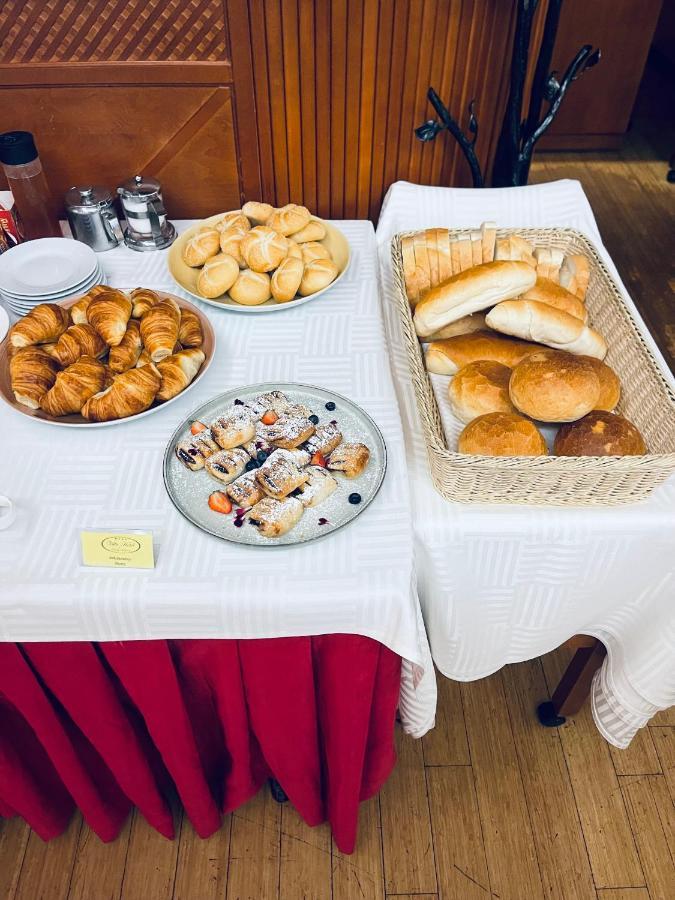 Villa Hotel ديبريتْسين المظهر الخارجي الصورة